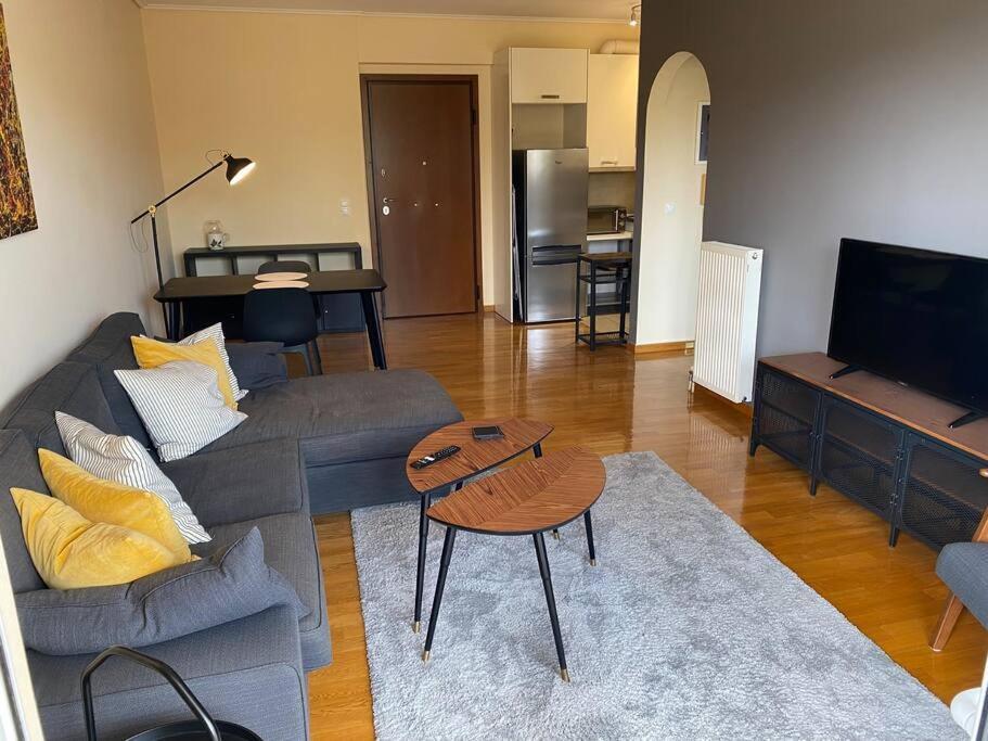 Cozy Apartment With Scenic View Athena Bagian luar foto